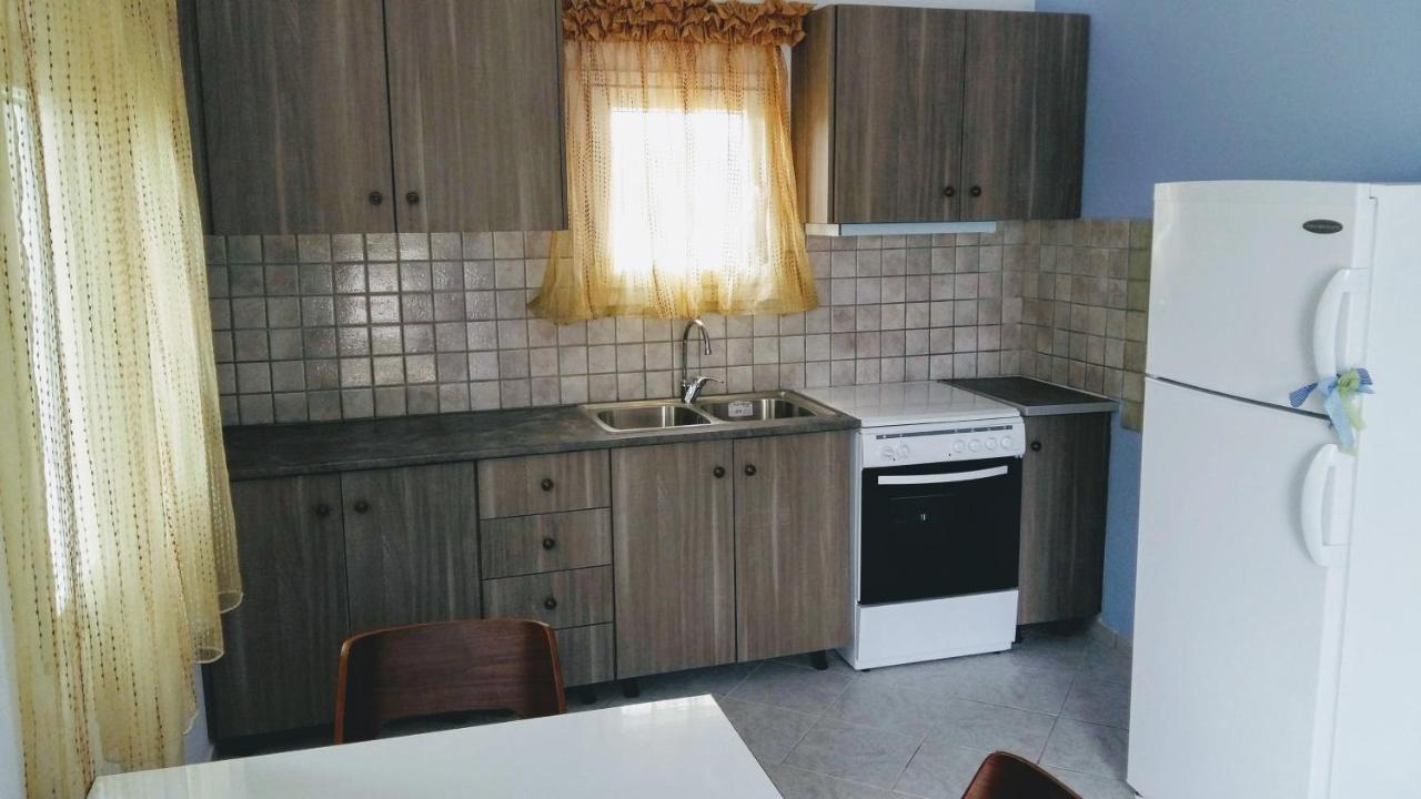 Natalia Apartment ลิคชูรี ภายนอก รูปภาพ