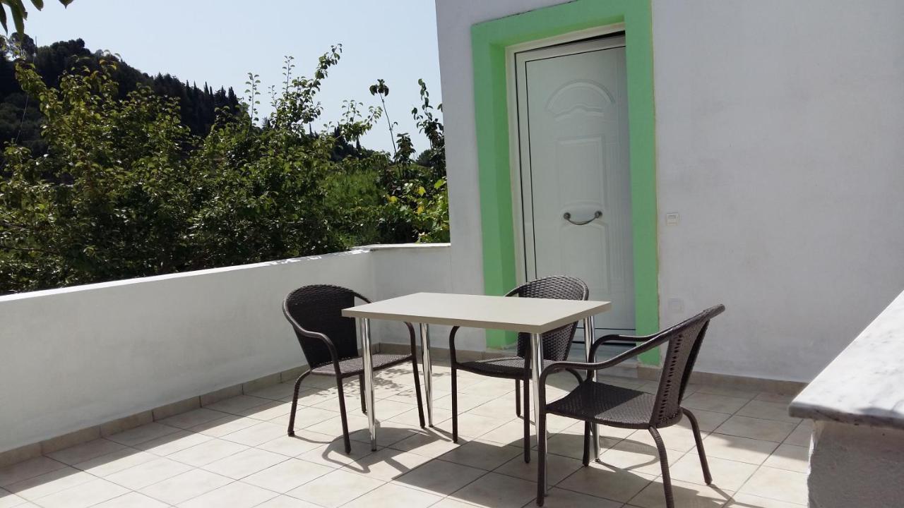 Natalia Apartment ลิคชูรี ภายนอก รูปภาพ